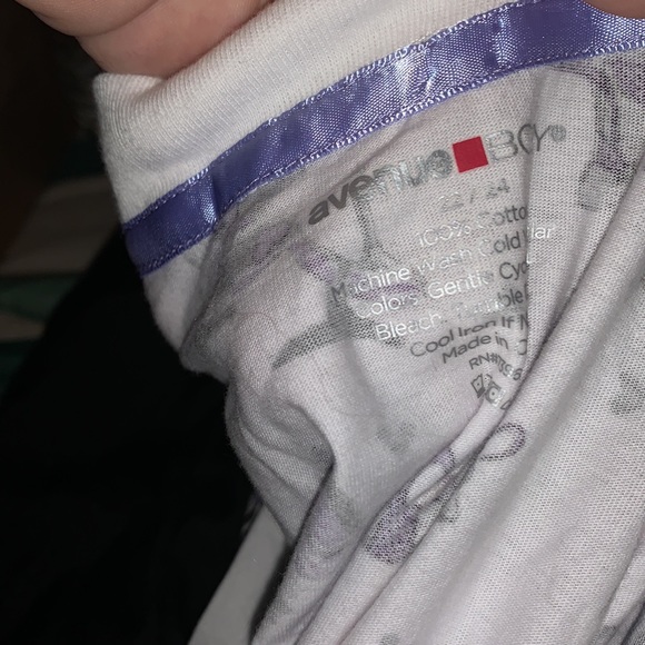 NIGHT 👠 TEES🎀 - Picture 7 of 10